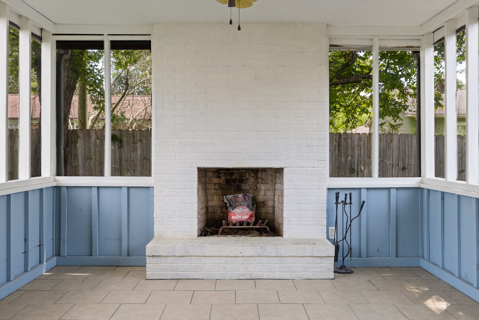Charming Belvoir Home - 2 Bed, 1 Bath, 1 Car Garage, Fully Fenced Yard! property image
