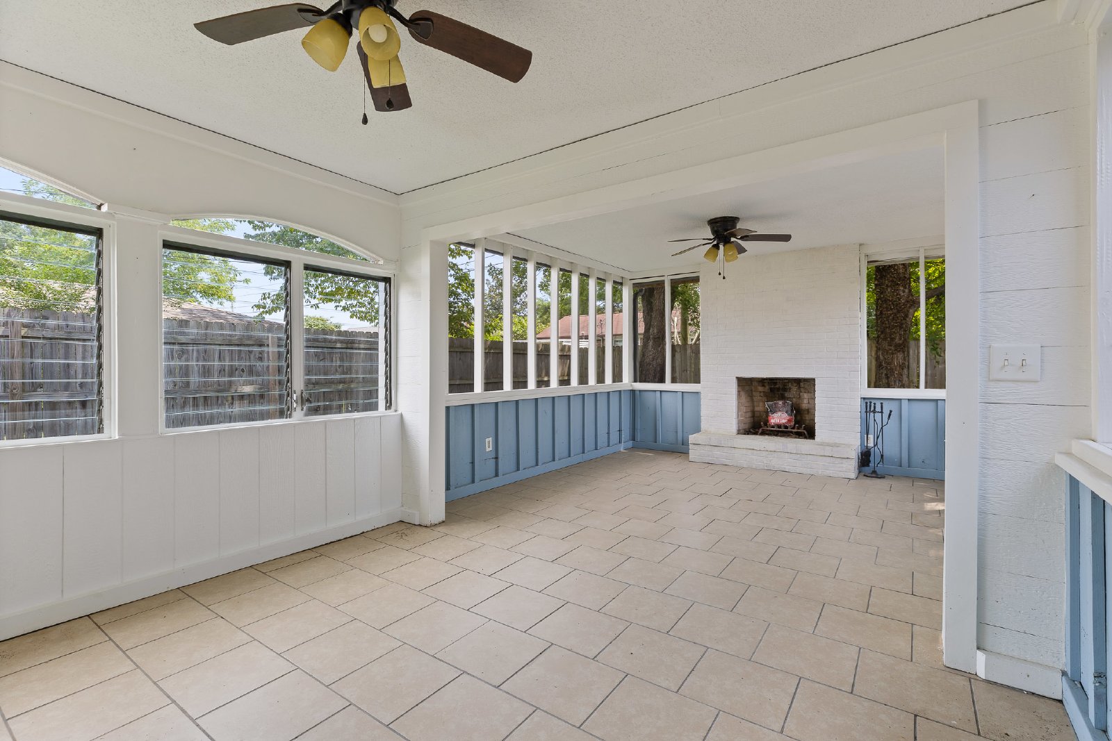 Charming Belvoir Home - 2 Bed, 1 Bath, 1 Car Garage, Fully Fenced Yard! property image