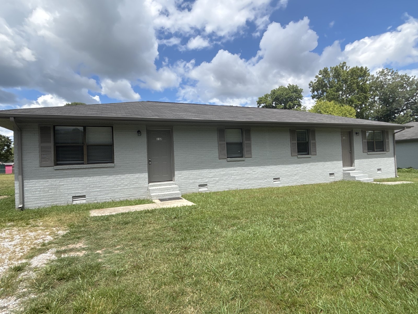 Freshly Renovated 2 Bedroom Duplex in Manchester!... property image