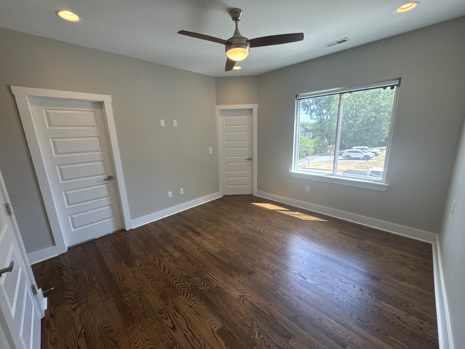 Newer Construction with Open Floor Plan in One of Nashville’s Hottest Areas! property image