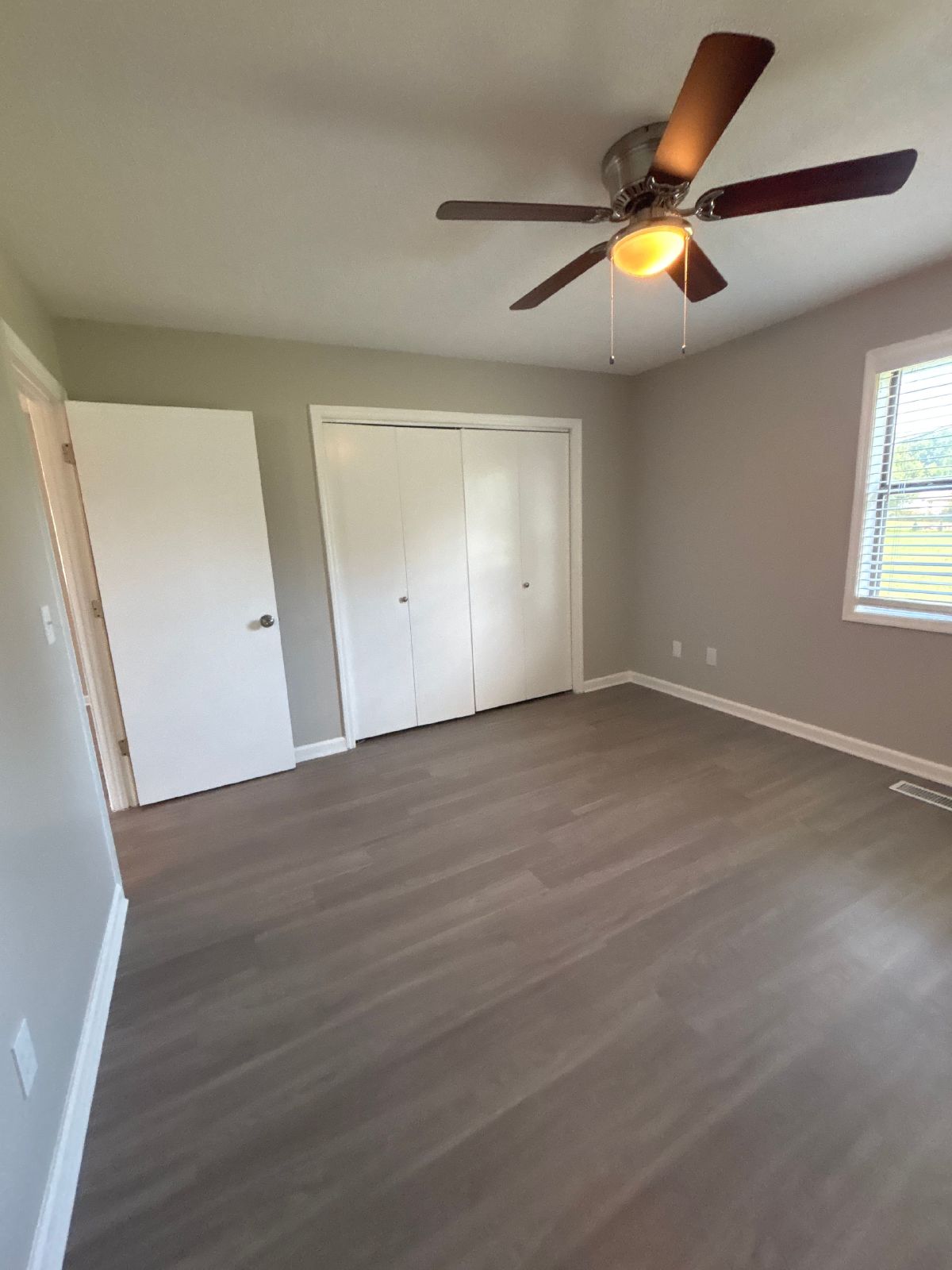 Renovated 2 Bedroom Duplex in Manchester! property image