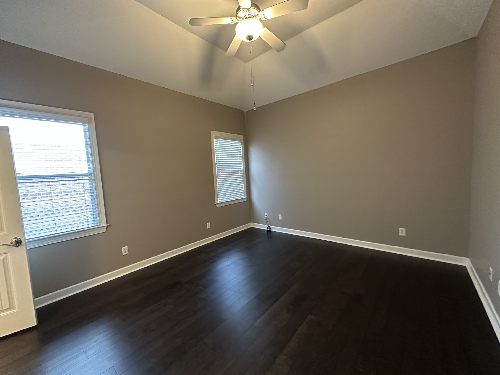 Beautiful 4 Bed 3 Bath House In Murfreesboro property image