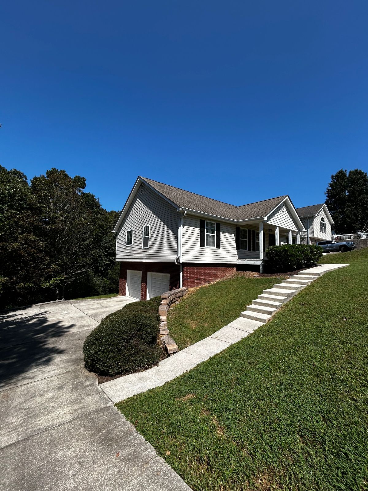 3 Beds, 2 Baths, HUGE Basement Garage in Charming Neighborhood! property image