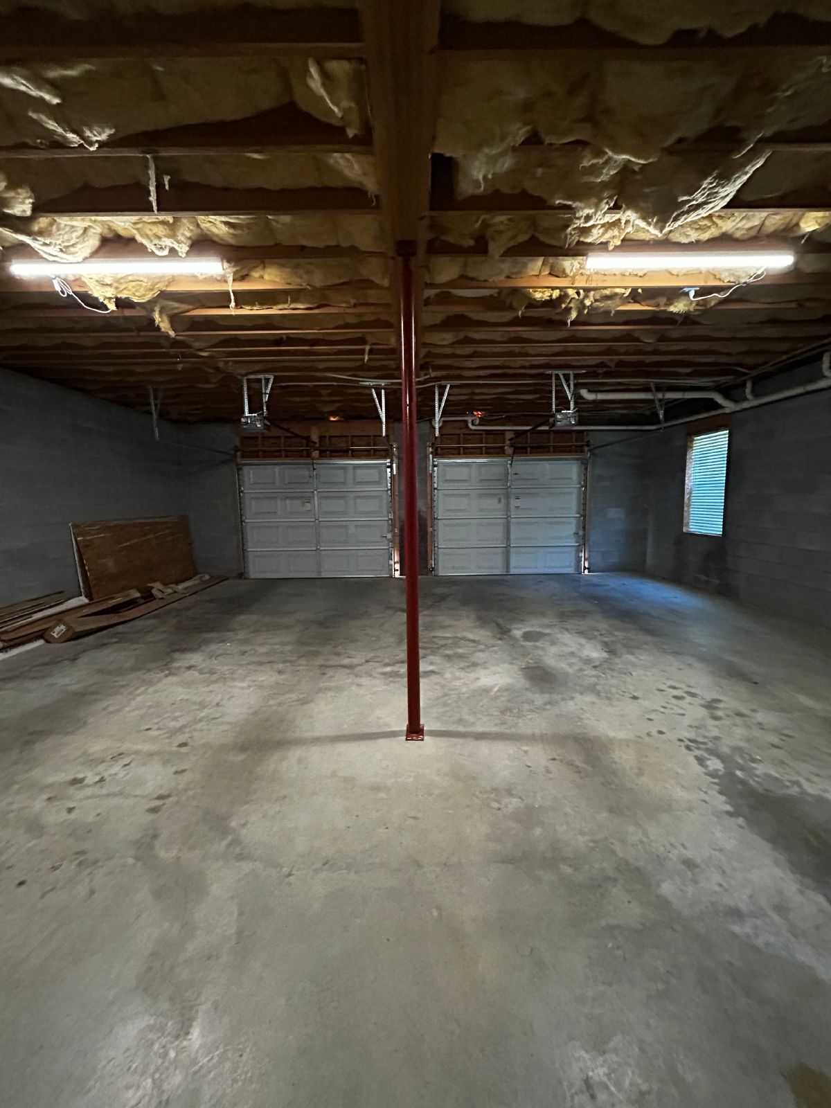 3 Beds, 2 Baths, HUGE Basement Garage in Charming Neighborhood! property image