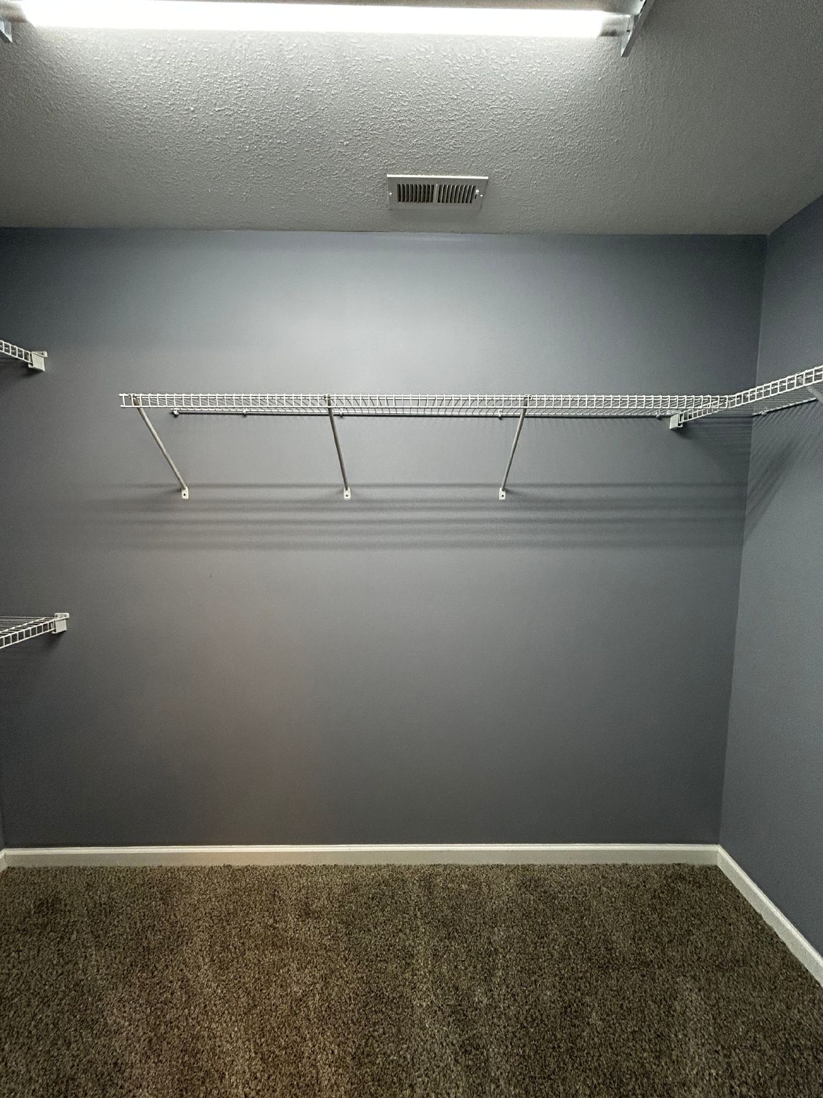 3 Beds, 2 Baths, HUGE Basement Garage in Charming Neighborhood! property image