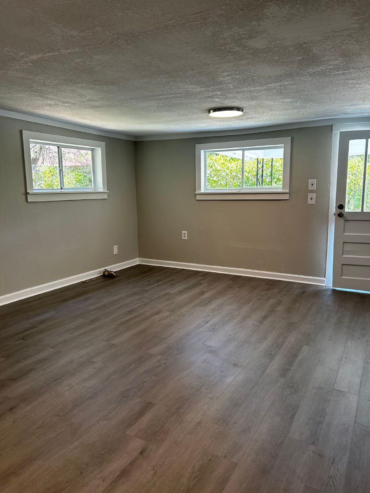 Recently Renovated 2 Bed, 1 Bath Home! property image
