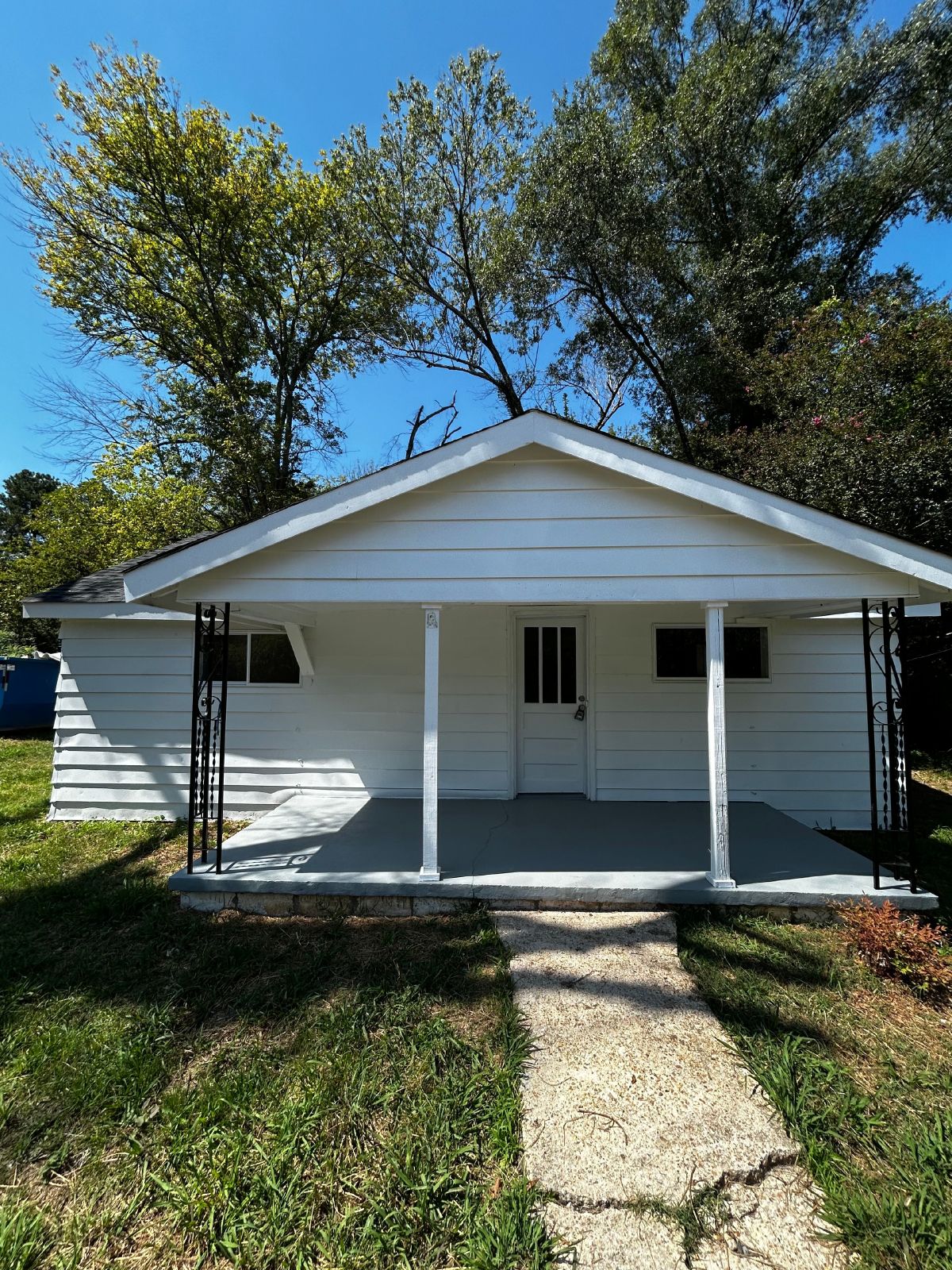 Recently Renovated 2 Bed, 1 Bath Home! property image