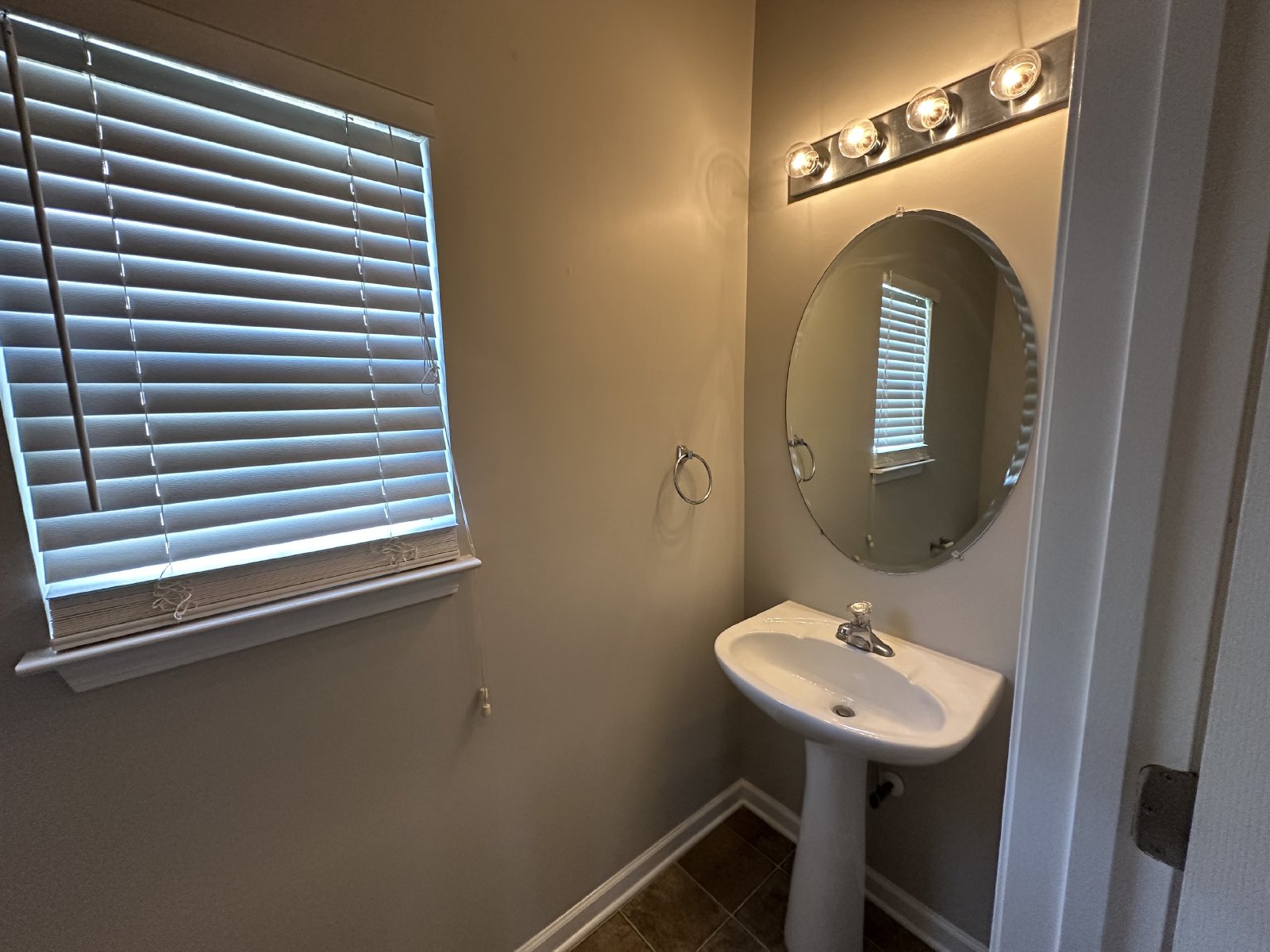 Amazing 3 Bed 2.5 Bath House In Spring Hill property image