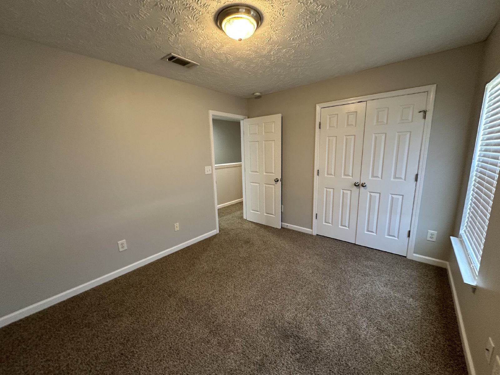 Amazing 3 Bed 2.5 Bath House In Spring Hill property image