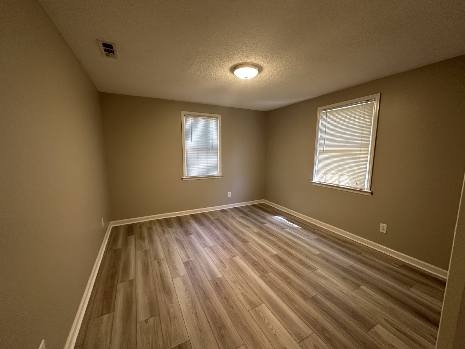 Charming 2 Bed 1 Bath Home In Nashville property image