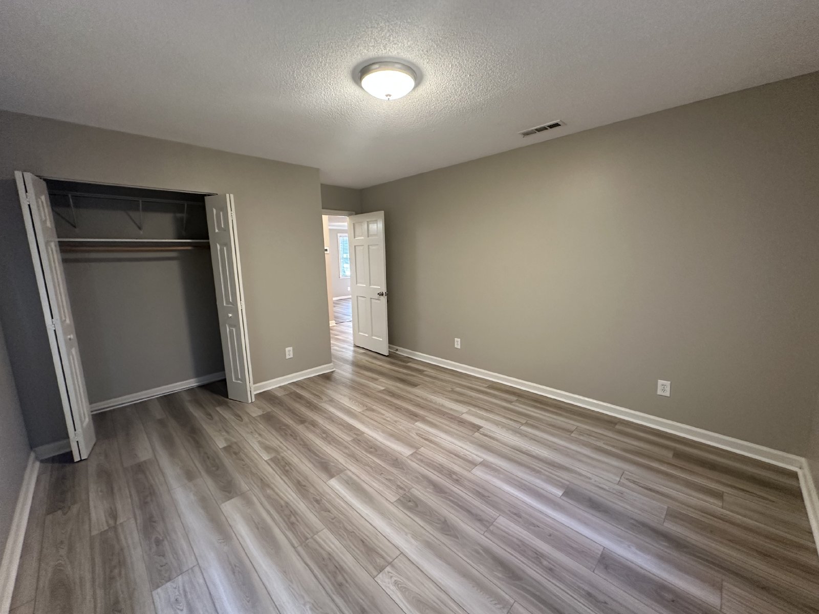 Charming 2 Bed 1 Bath Home In Nashville property image