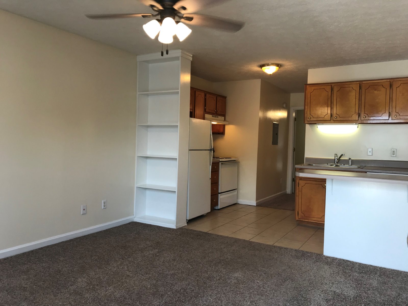 1BR 1BA Apartment at Venture Point B12 - Water Included property image