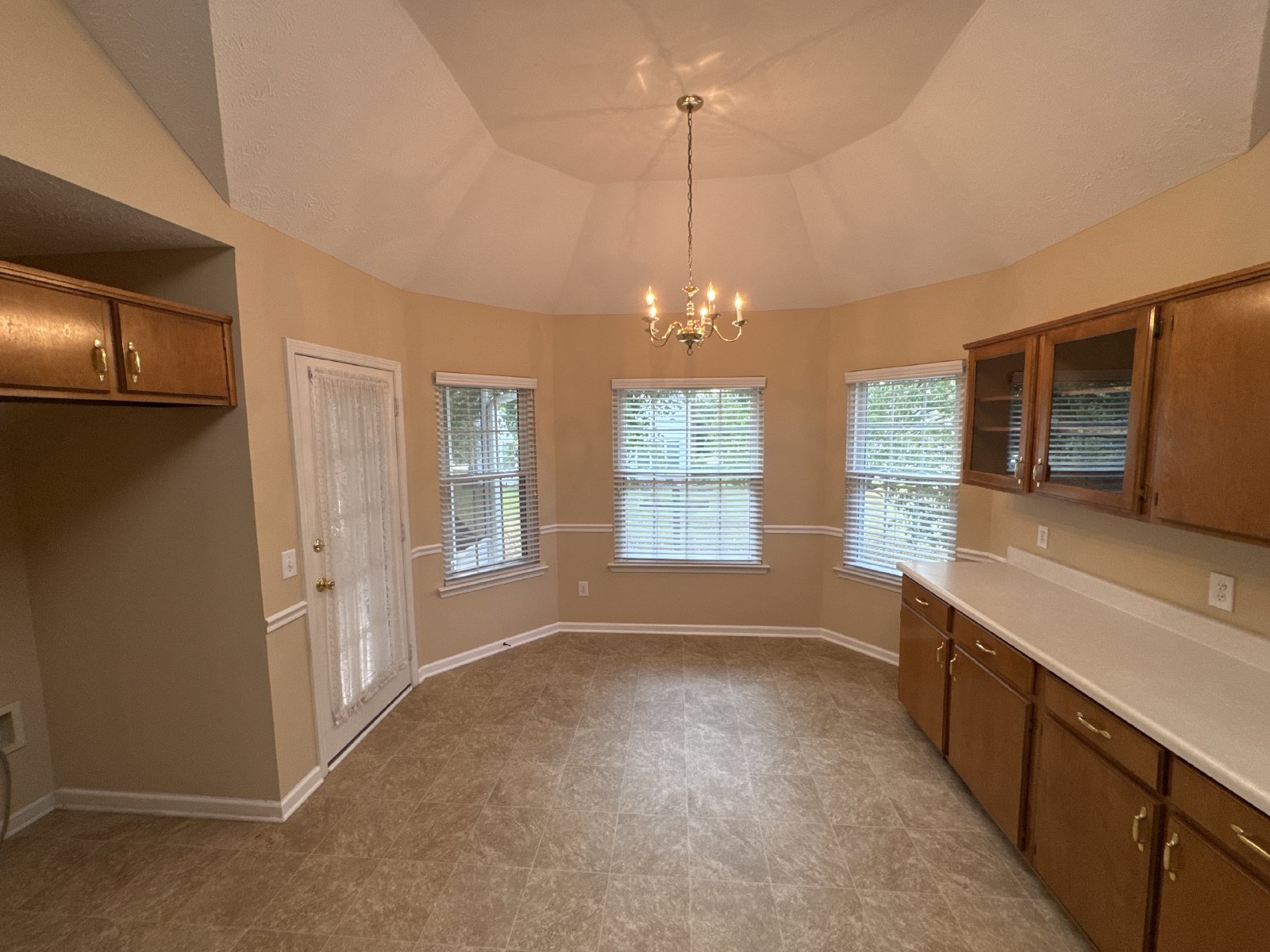 Spacious 3-Bedroom Home with Garage & Large Lot – Mt. Juliet property image
