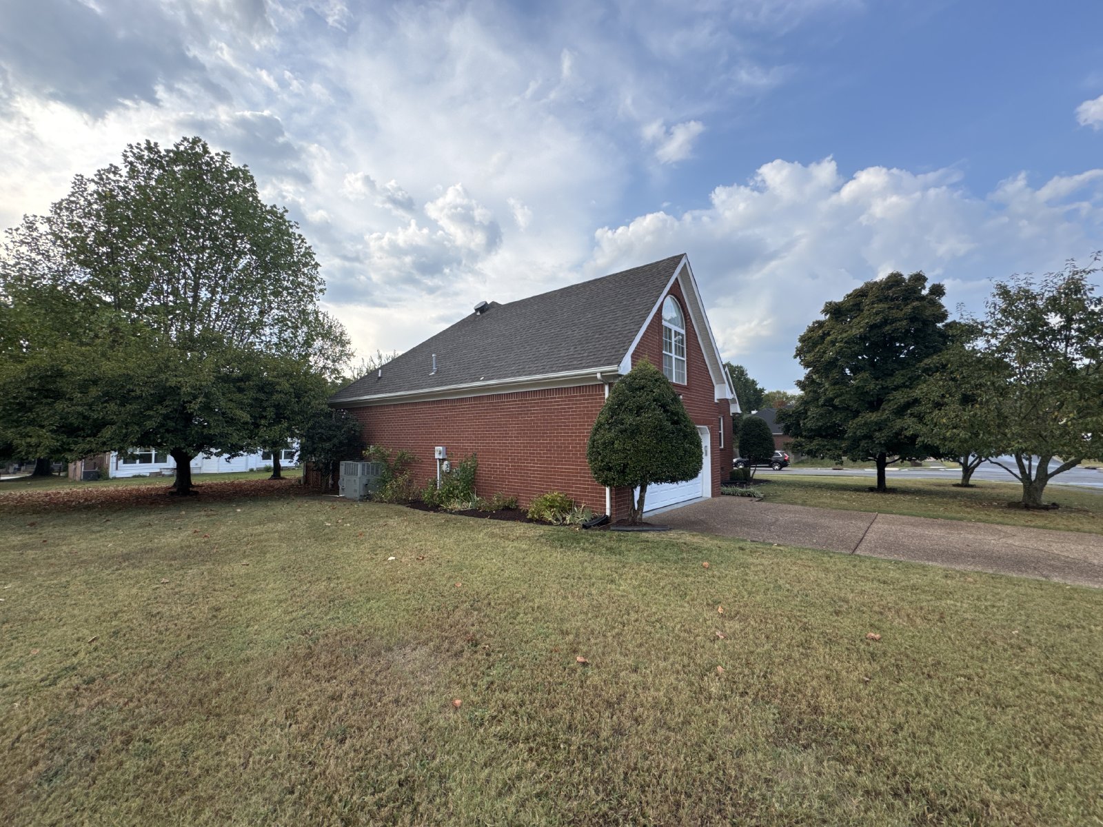 Spacious 3-Bedroom Home with Garage & Large Lot – Mt. Juliet property image