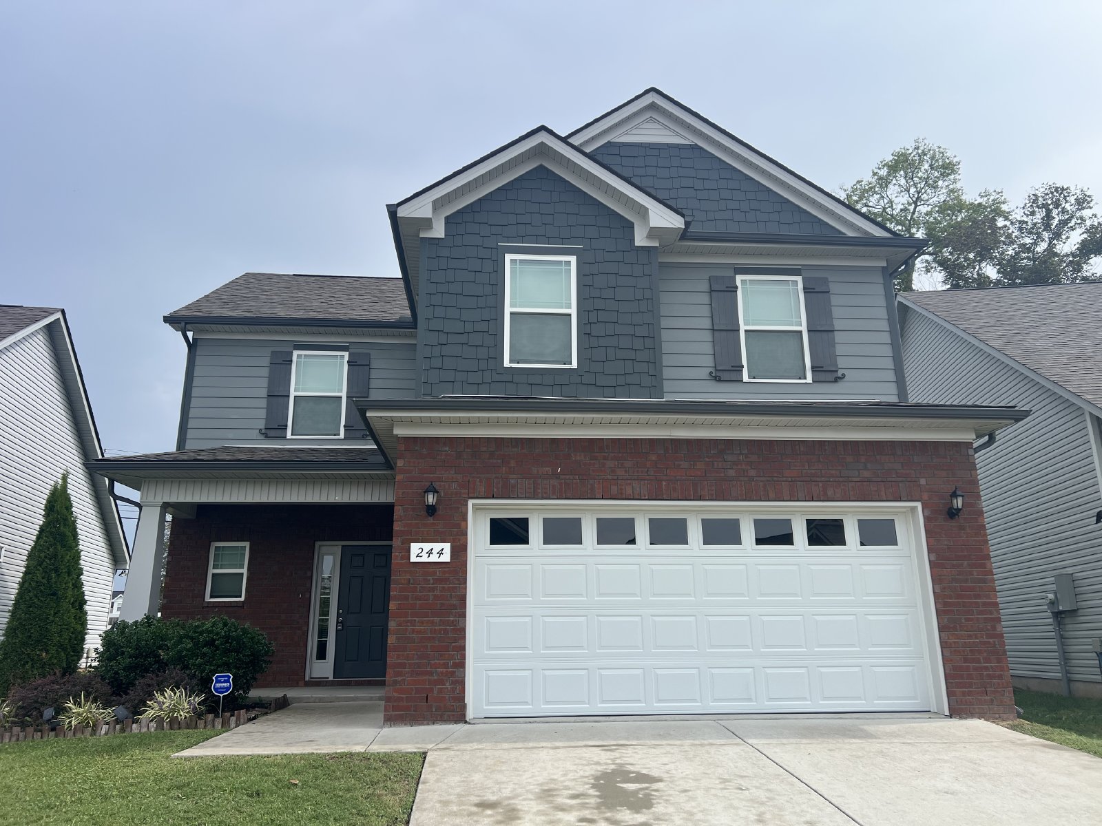 Gorgeous 3 BR 2.5 Bath Home in Cantrell Farms - Smyrna! property image