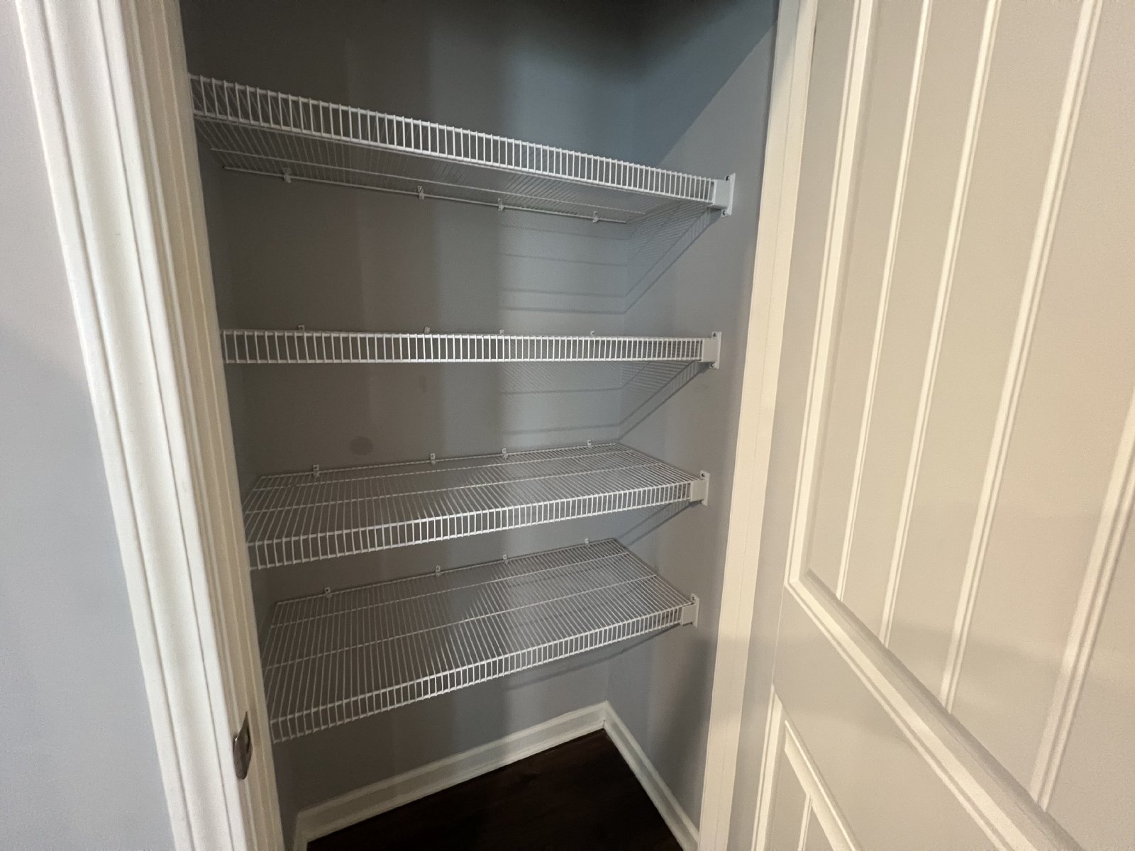 Gorgeous 3 BR 2.5 Bath Home in Cantrell Farms - Smyrna! property image