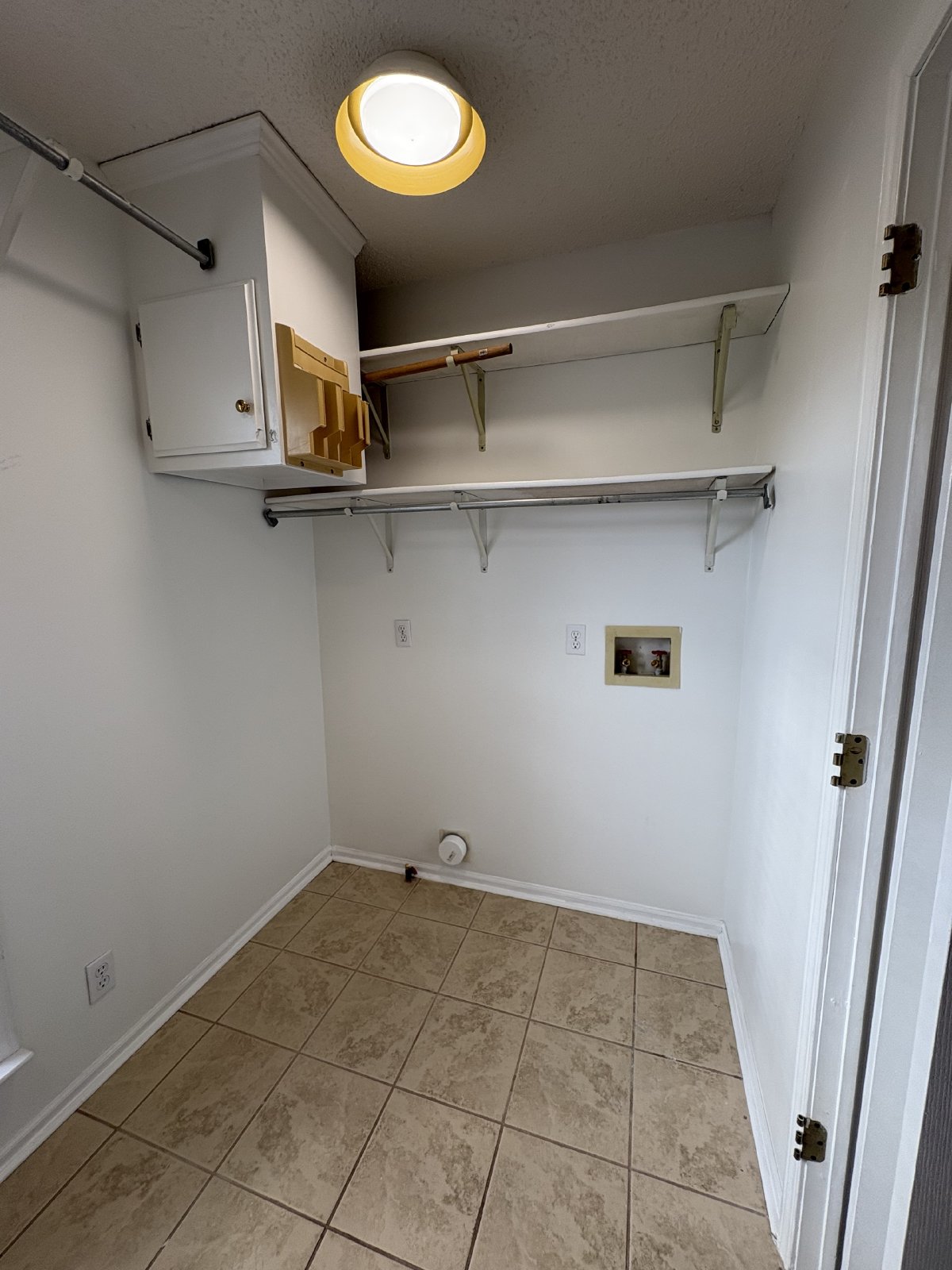 SPACIOUS & Beautiful Home Just Outside of Shelbyville! property image