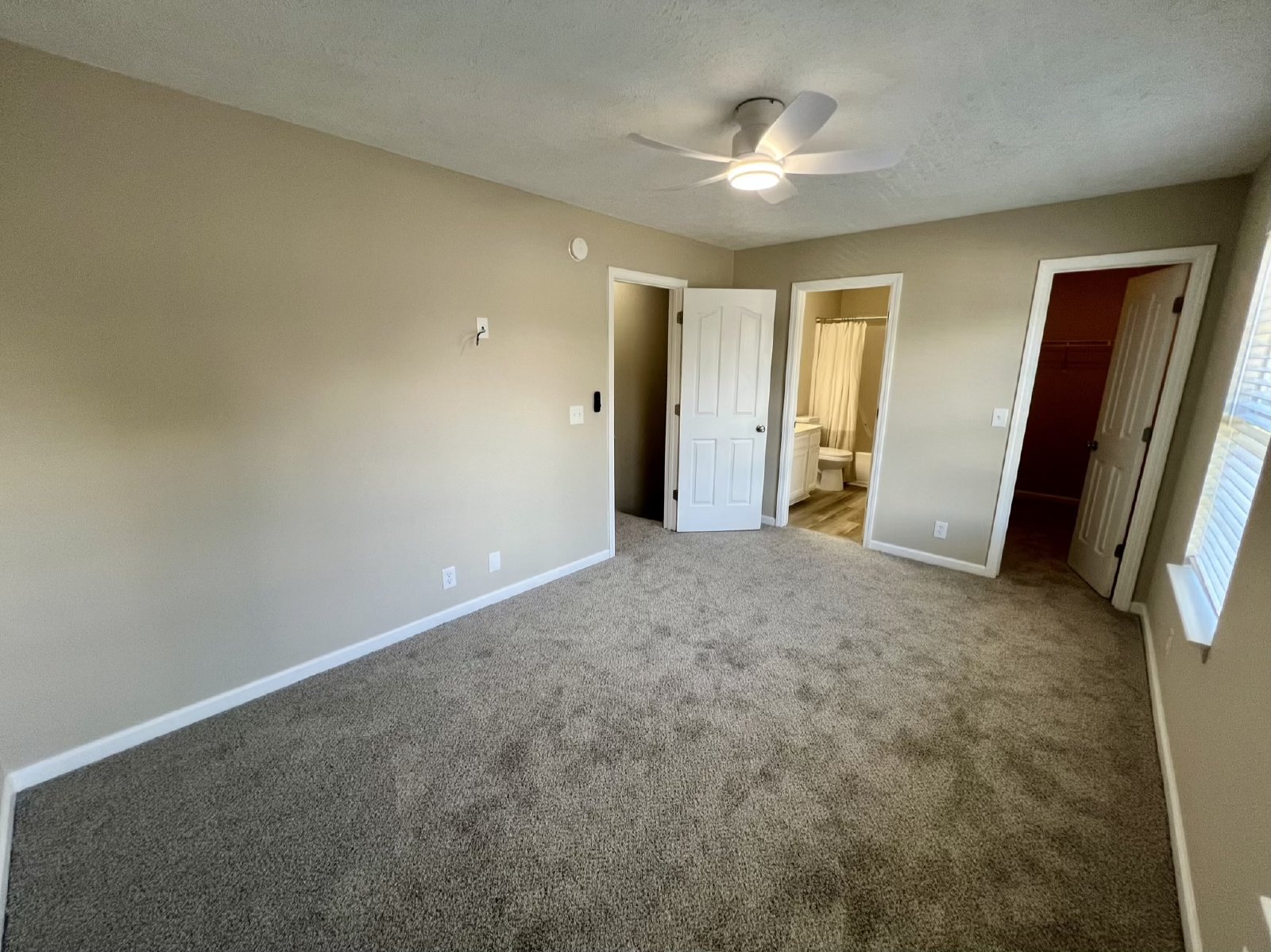 3BR 2BA *Fully Fenced Yard* Plus Garage in Murfreesboro property image