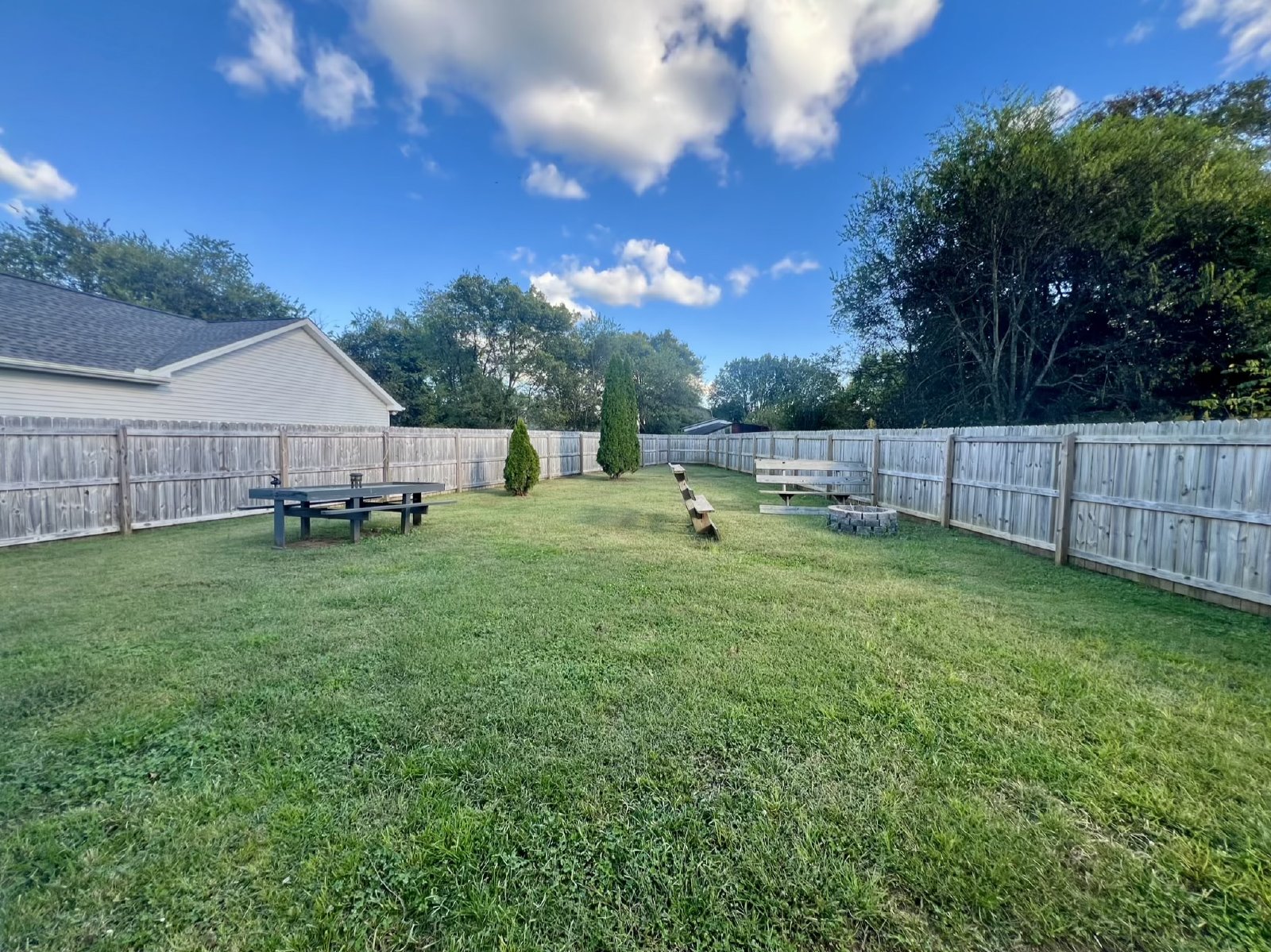 3BR 2BA *Fully Fenced Yard* Plus Garage in Murfreesboro property image