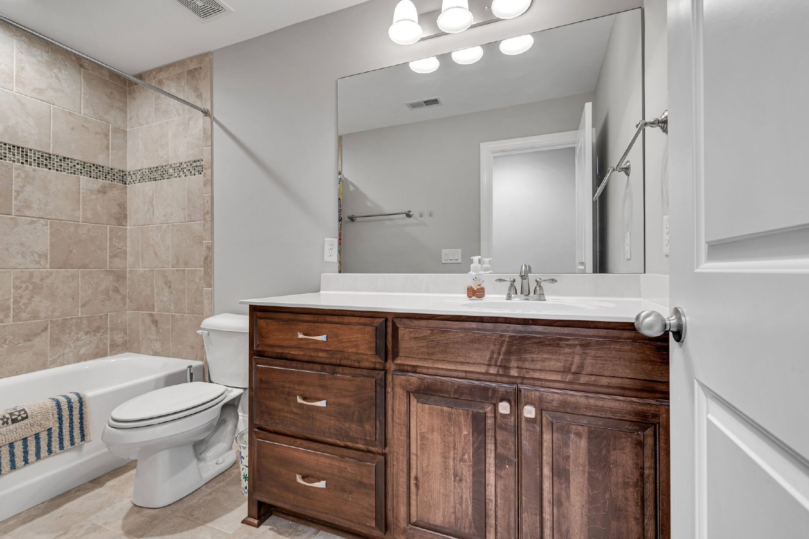 Incredible 4 Bed, 3 Bath Home in Mt. Juliet property image