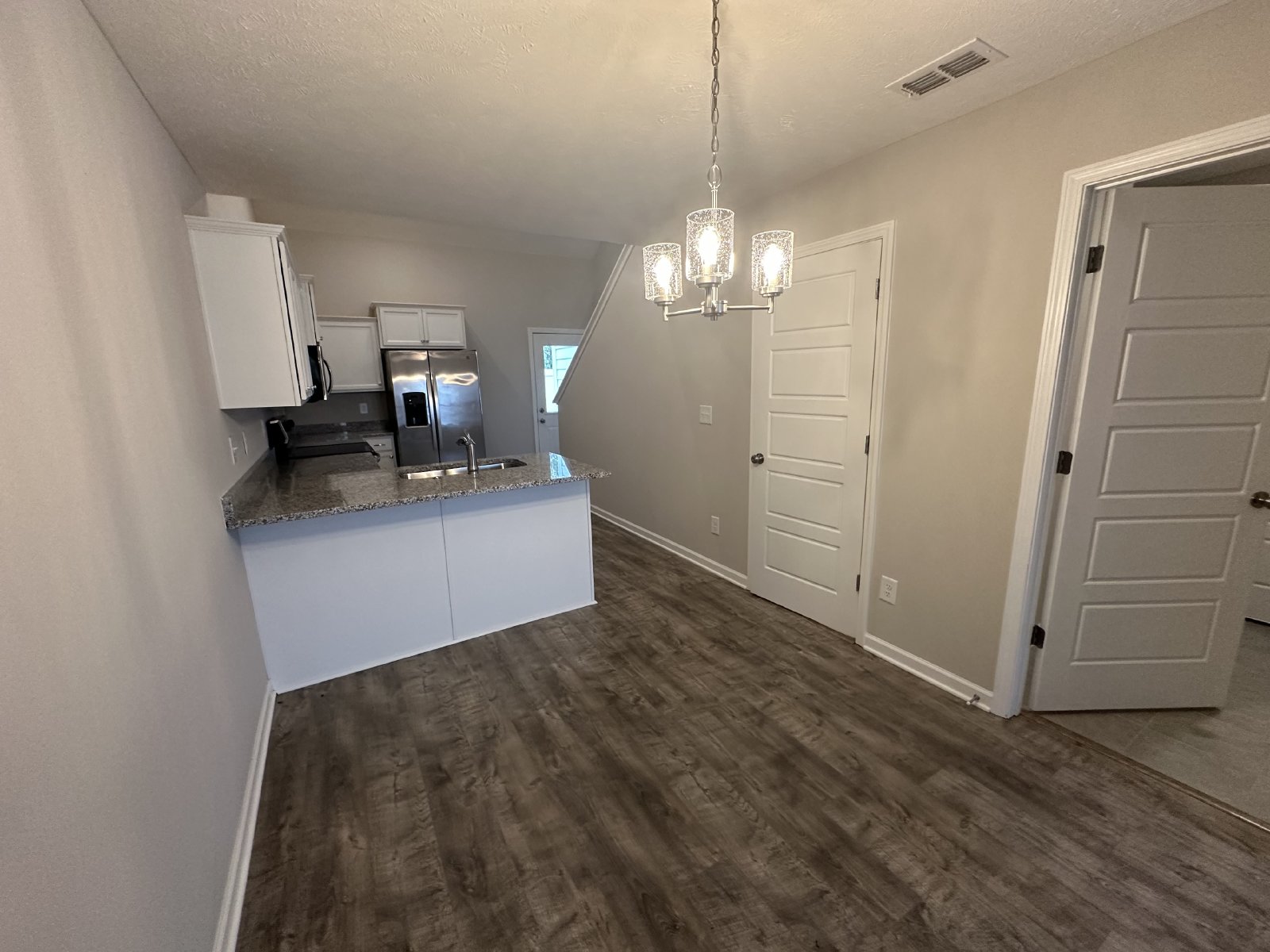 Amazing 3 BD 2.5 BA Townhome in Murfreesboro property image