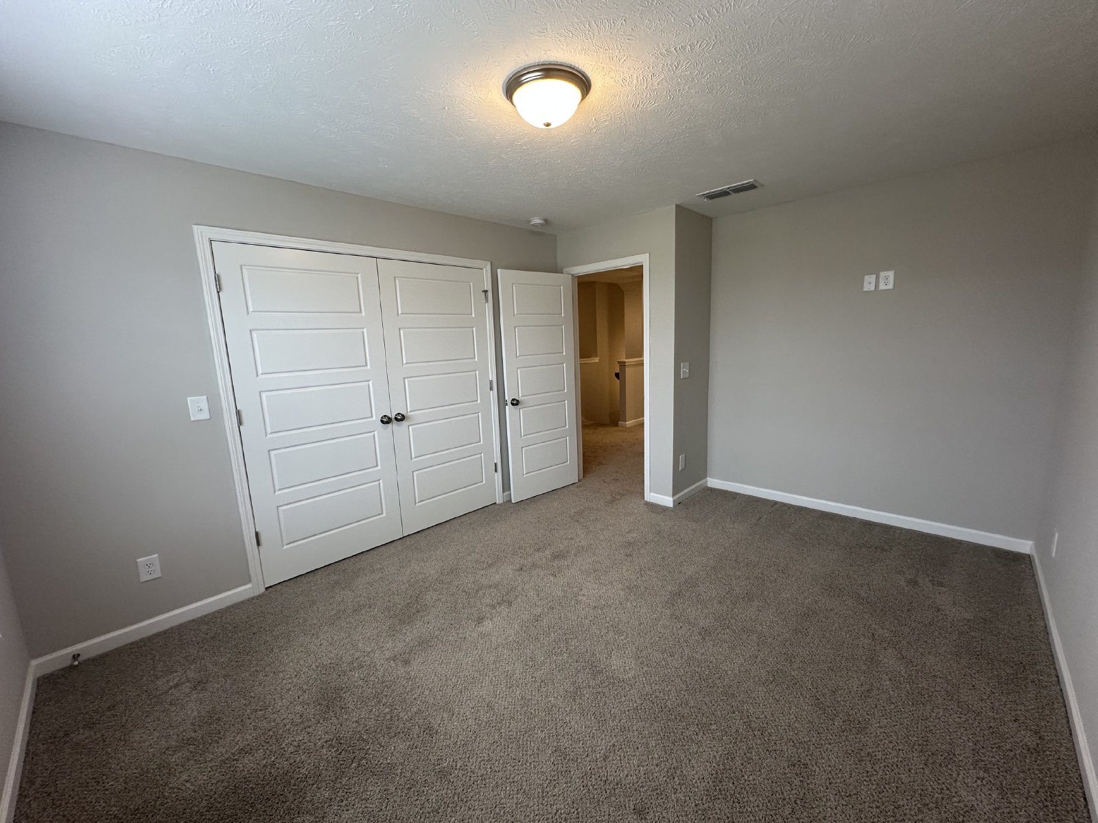 Amazing 3 BD 2.5 BA Townhome in Murfreesboro property image