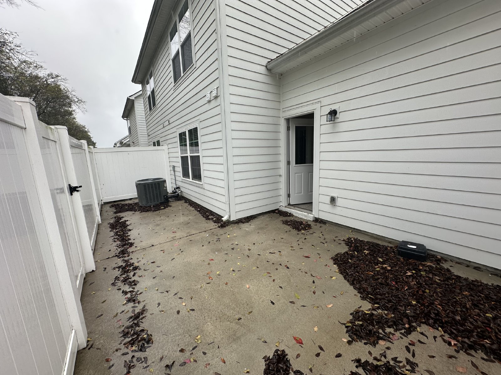 Amazing 3 BD 2.5 BA Townhome in Murfreesboro property image