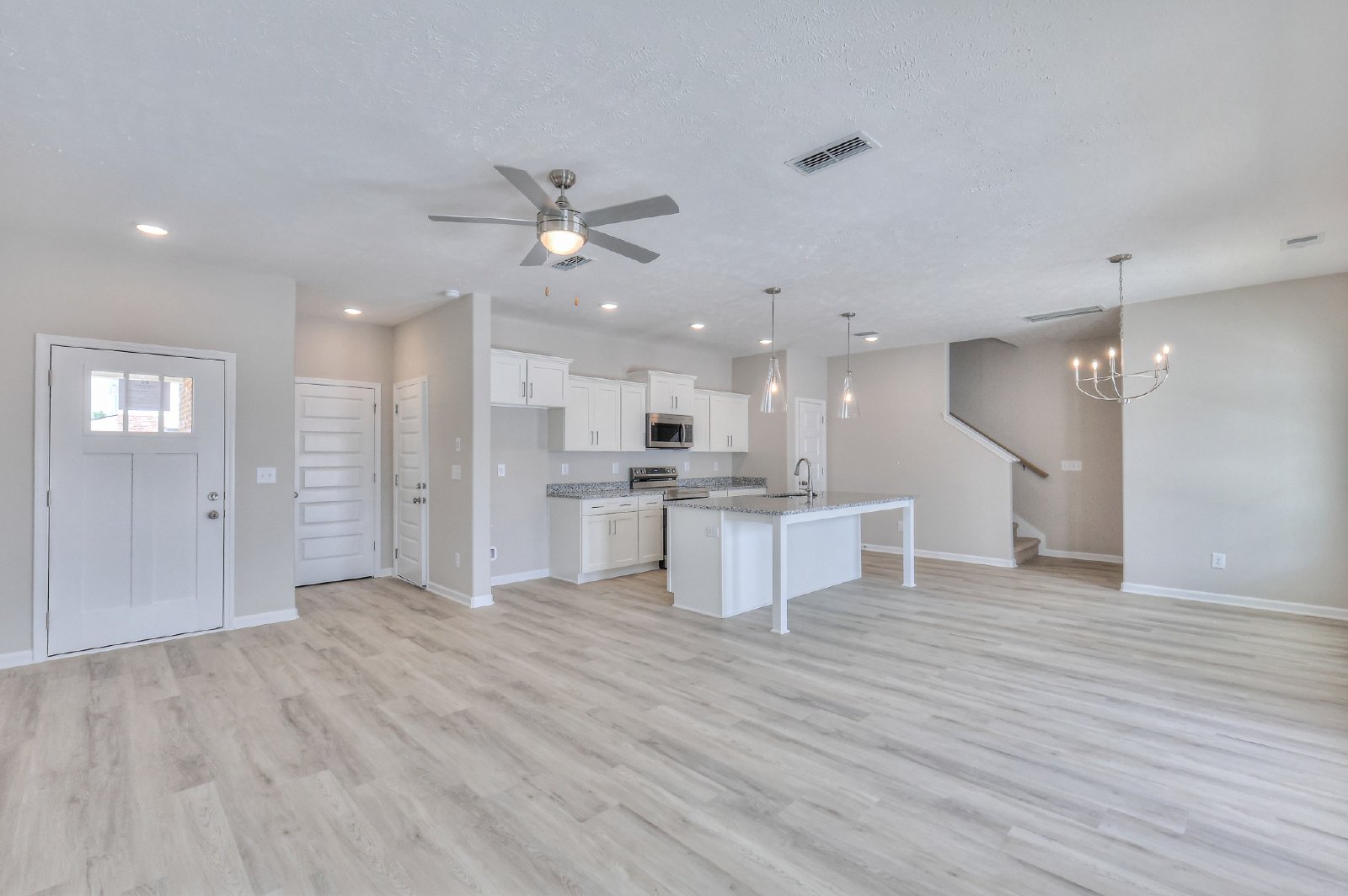 BRAND NEW Luxury 3/2.5 Townhome - MOVE IN SPECIALS property image