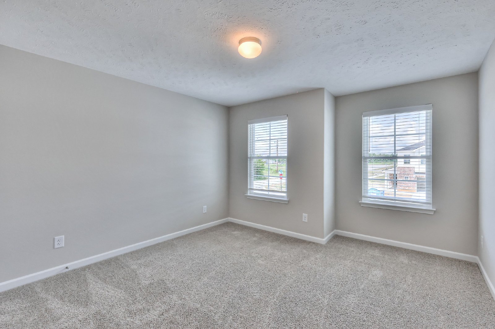 BRAND NEW Luxury 3/2.5 Townhome - MOVE IN SPECIALS property image