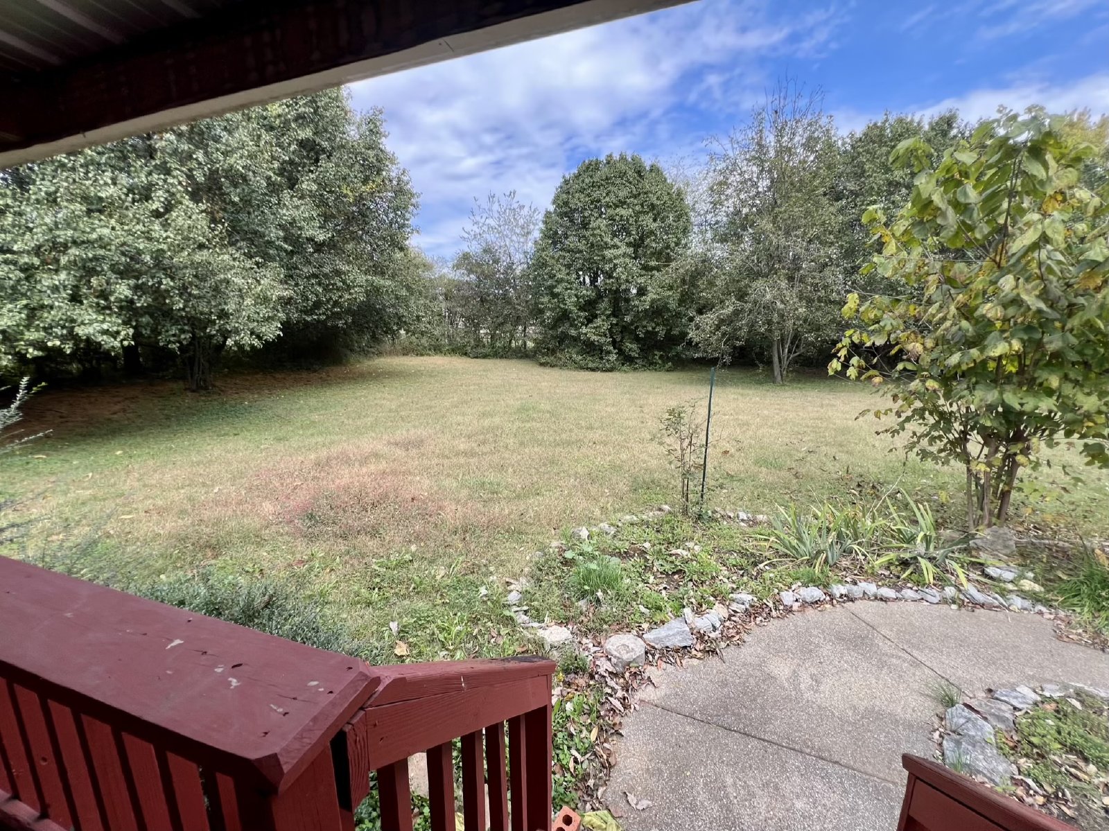 Charming Cul-de-Sac Home on ¾ Acre with Fenced Yard & Covered Deck – Murfreesboro, T property image
