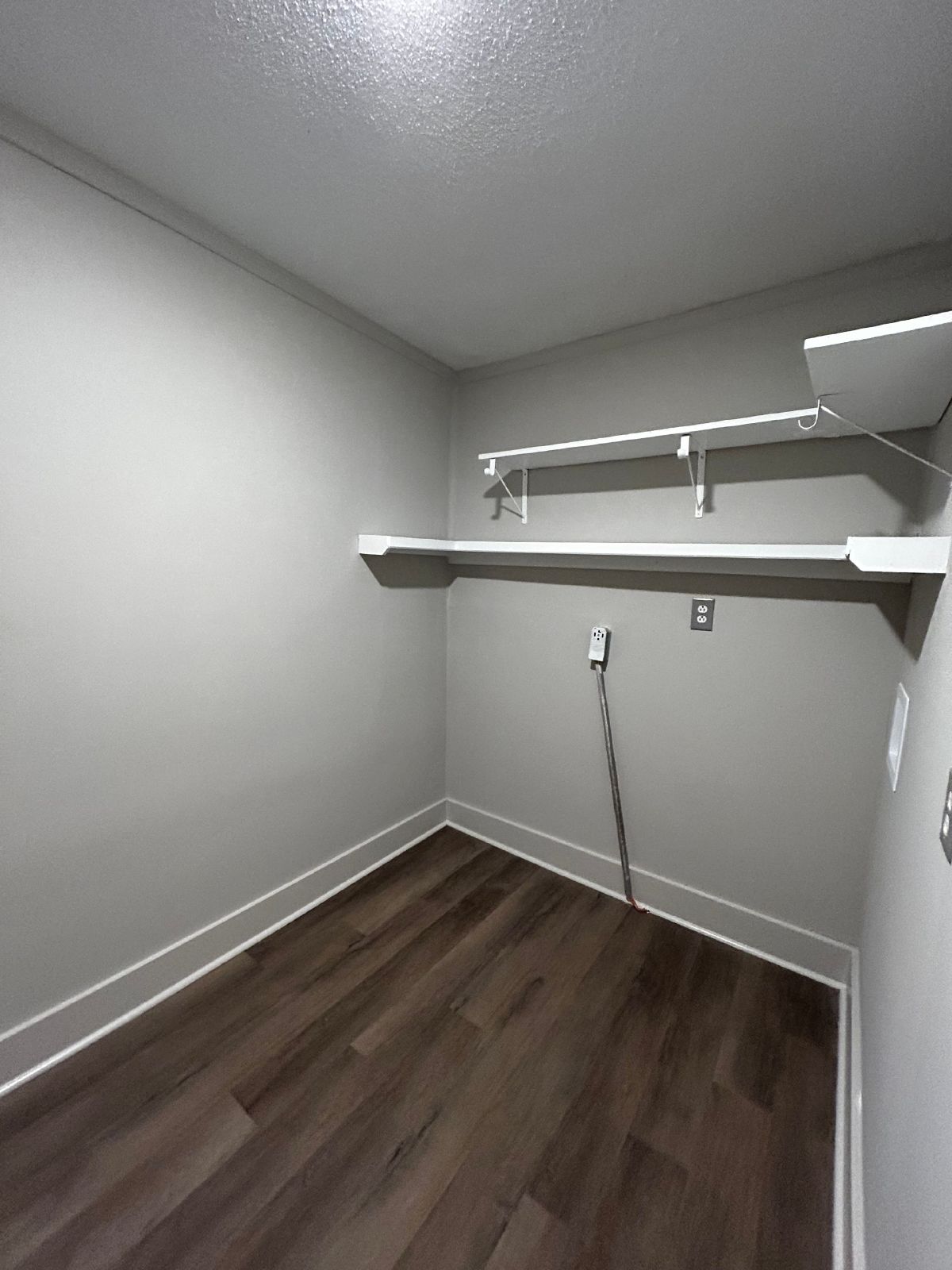 Spacious 4 bed, 2 bath home! Located minutes from Battlefield Pkwy and East Ridge! property image