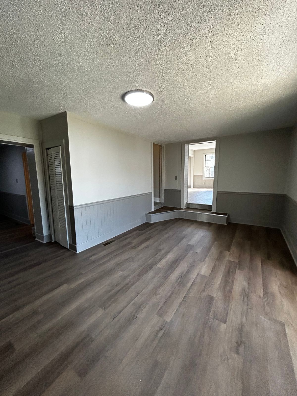 Spacious 4 bed, 2 bath home! Located minutes from Battlefield Pkwy and East Ridge! property image