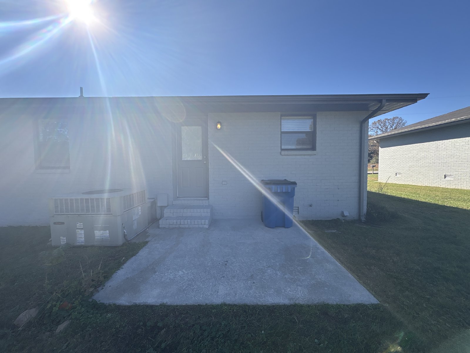 Renovated 2 Bedroom Duplex in Manchester c property image