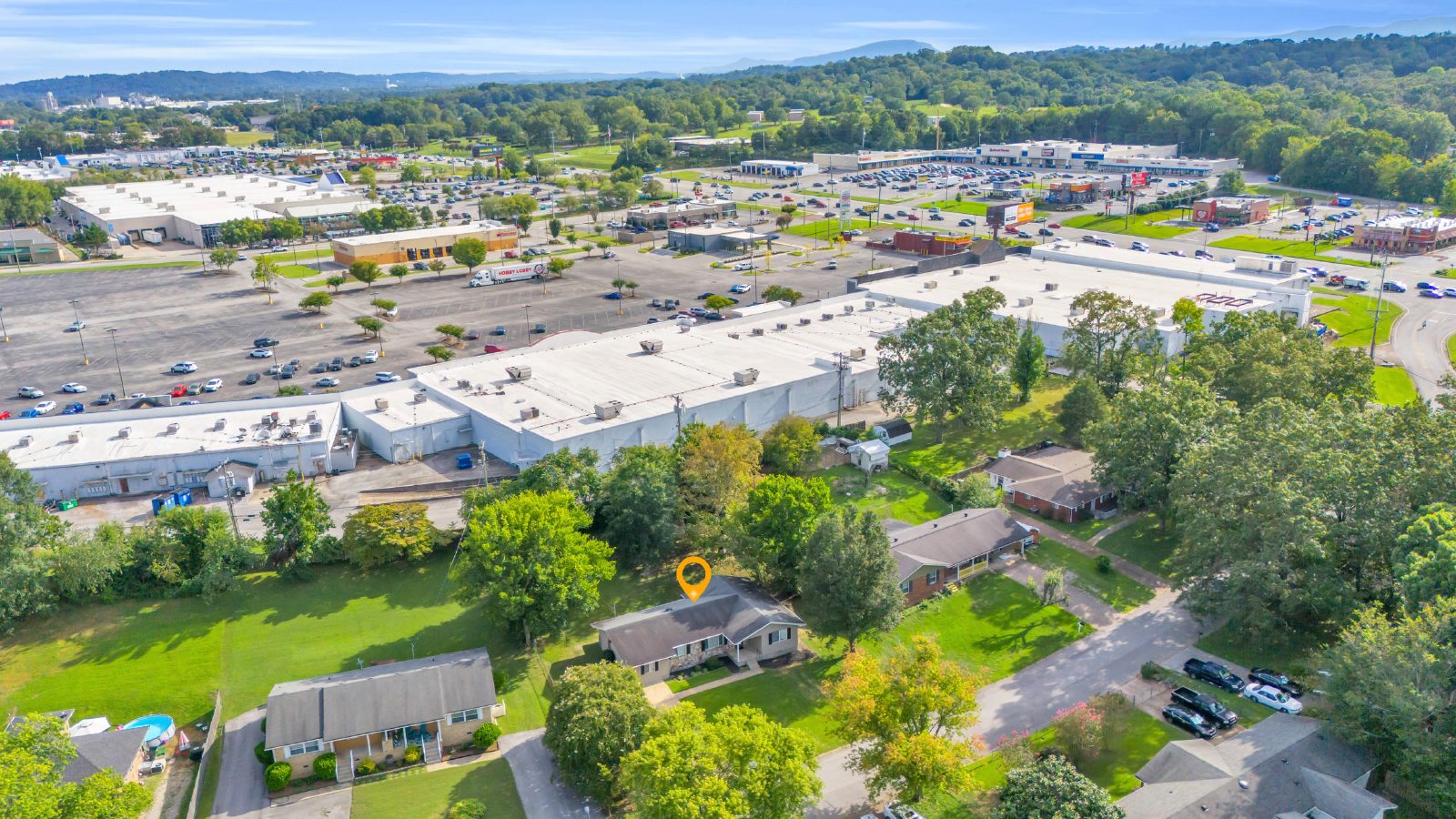 Located in the Heart of Hixson! 3 beds, 2 baths, with spacious yard! Make this your Home for the Holidays! property image