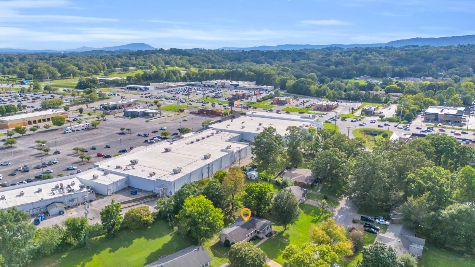 Located in the Heart of Hixson! 3 beds, 2 baths, with spacious yard! Make this your Home for the Holidays! property image