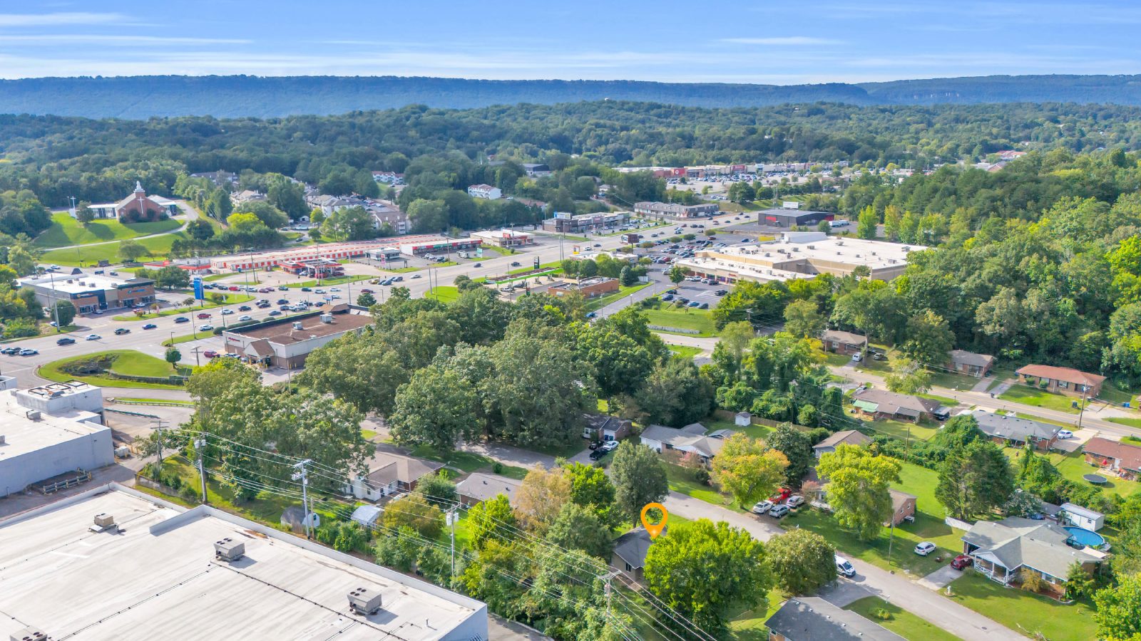 Located in the Heart of Hixson! 3 beds, 2 baths, with spacious yard! Make this your Home for the Holidays! property image