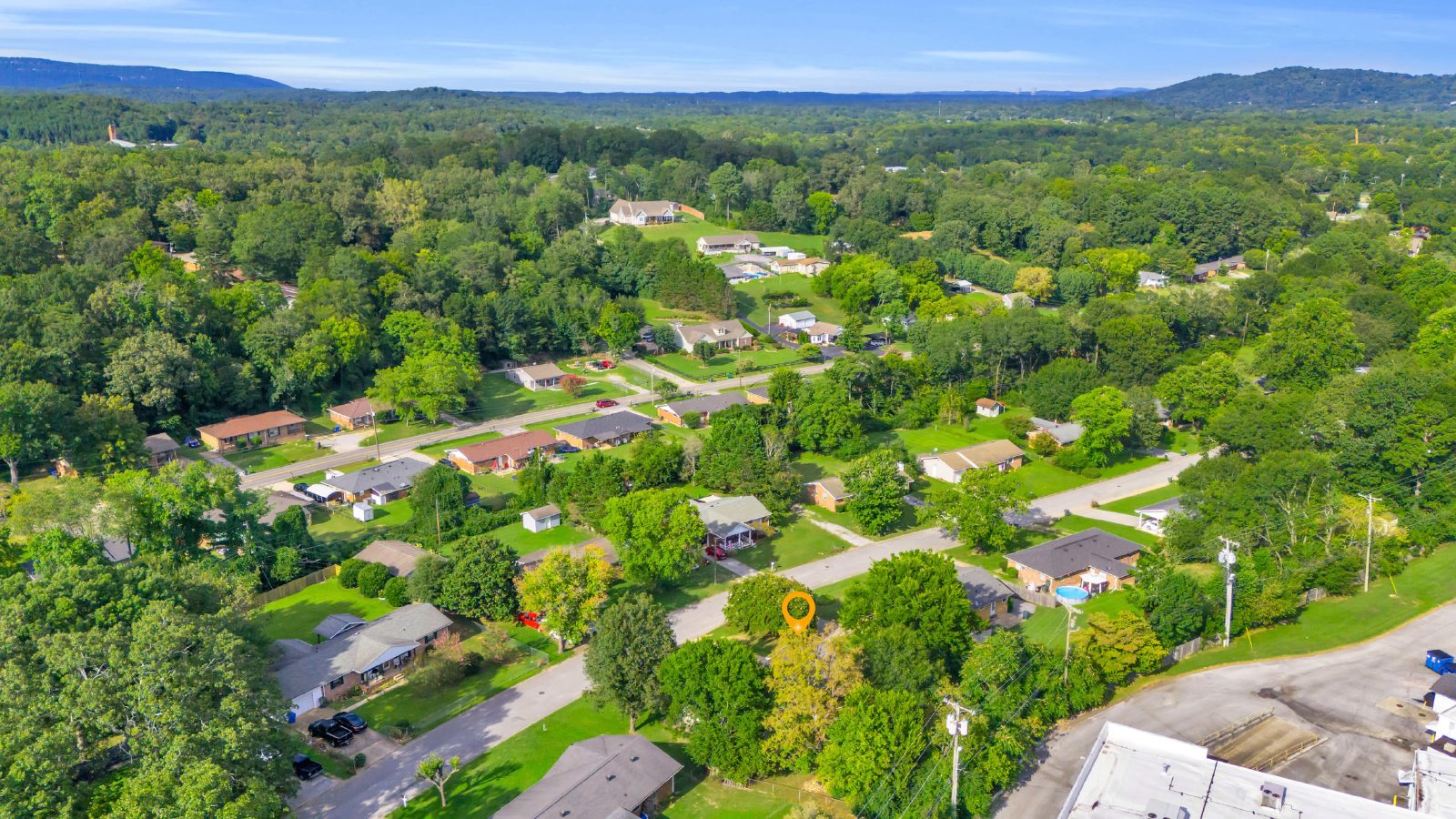 Located in the Heart of Hixson! 3 beds, 2 baths, with spacious yard! Make this your Home for the Holidays! property image