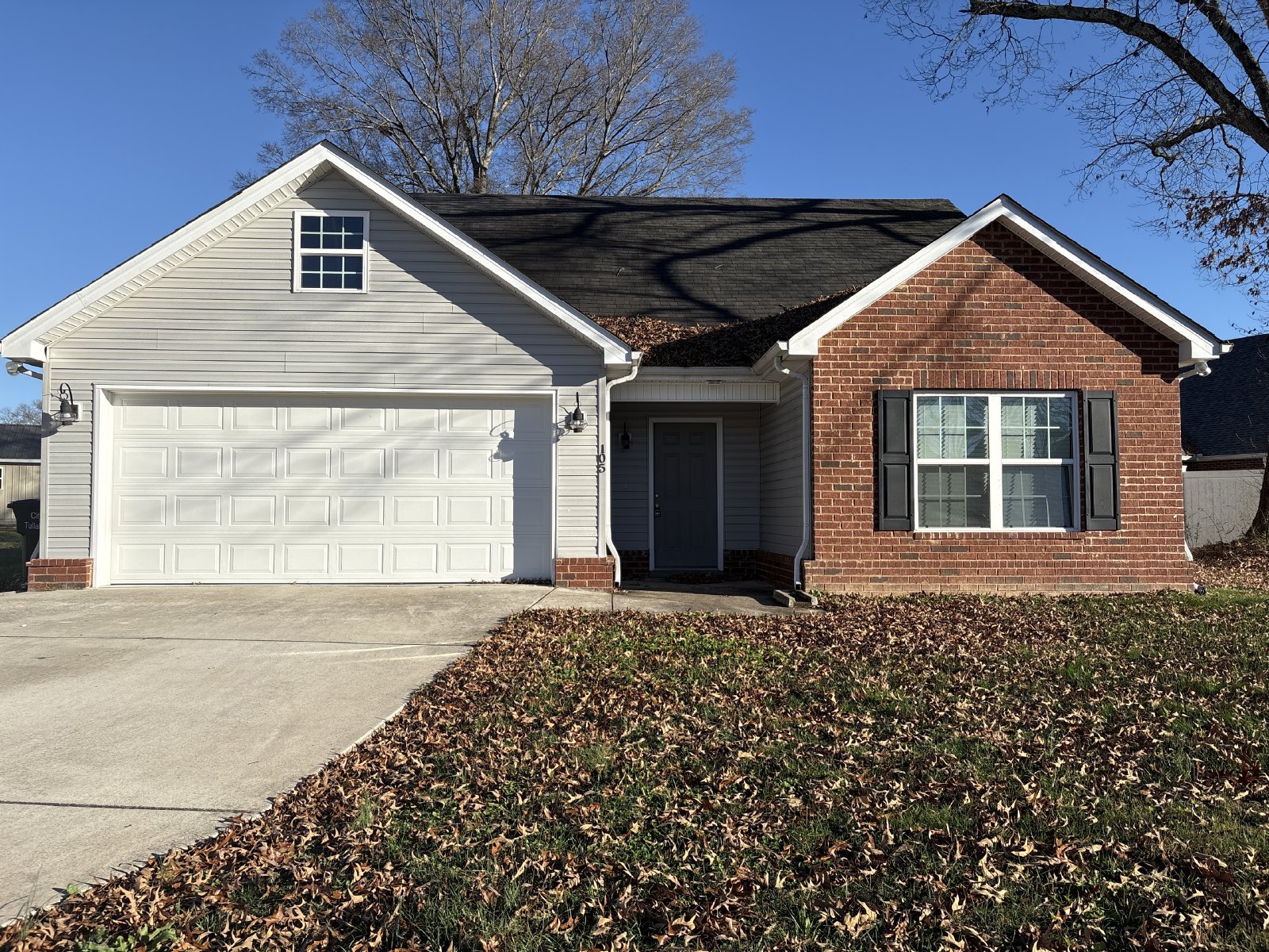 Beautiful Home in Woodridge Estates... property image