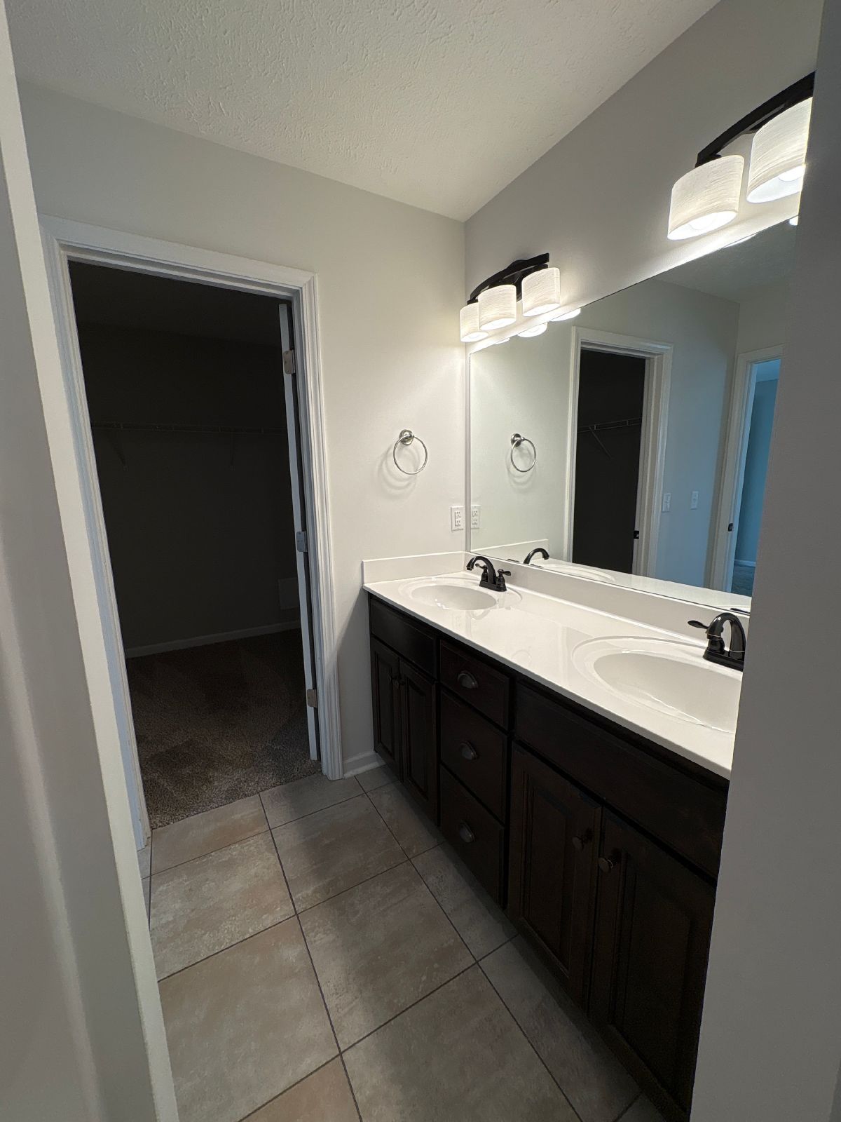 Beautiful Home in Woodridge Estates... property image