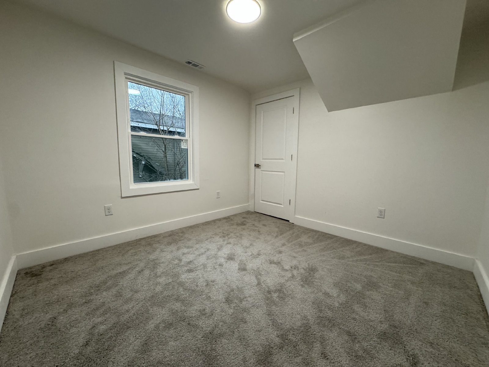 Fully Renovated 1930s Cottage in East Nashville – Move-In Ready property image