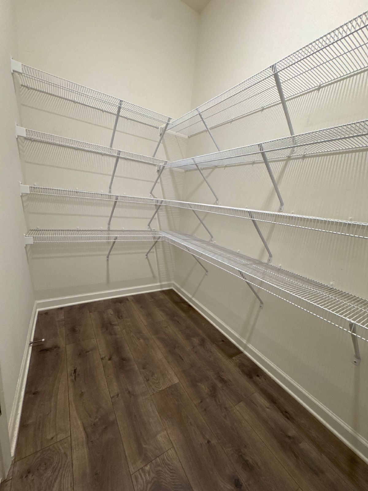 Charming 4BR Hermitage Home in Magnolia Farms – Engineered Hardwoods, Bonus Room & Fenced Yard property image