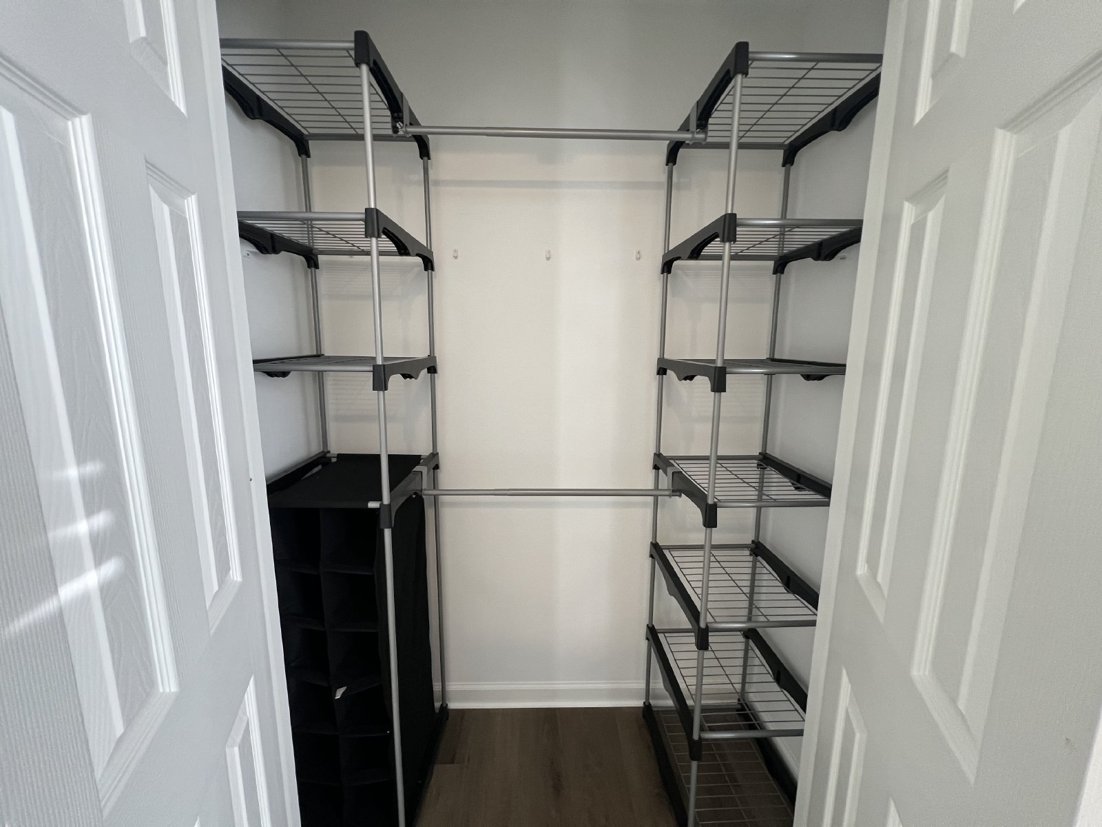 Beautiful 3 Bedroom 2 Bath Home in Christiana - Fenced-in Backyard - Available Now!! property image