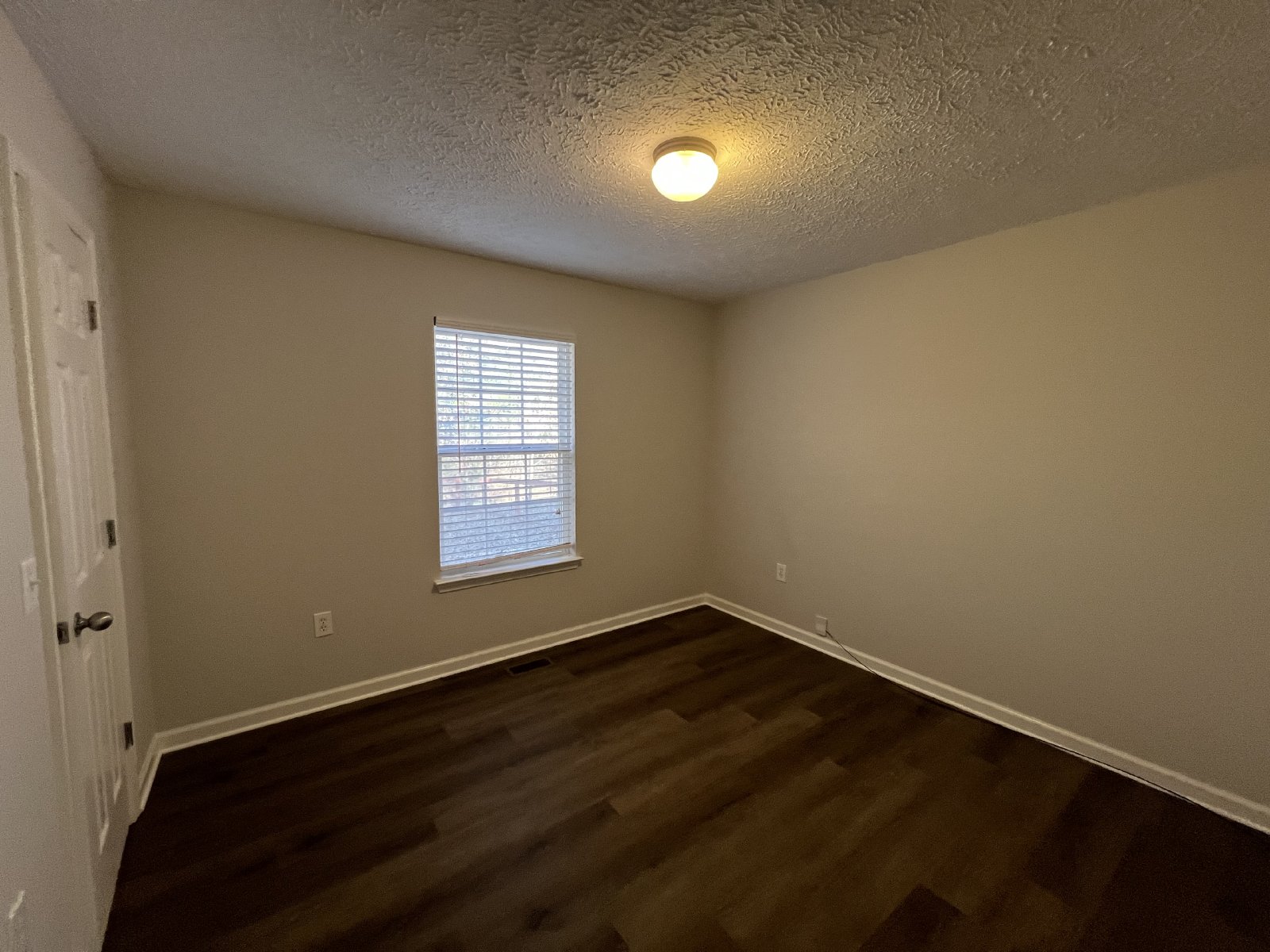 Beautiful 3 Bedroom 2 Bath Home in Christiana - Fenced-in Backyard - Available Now!! property image