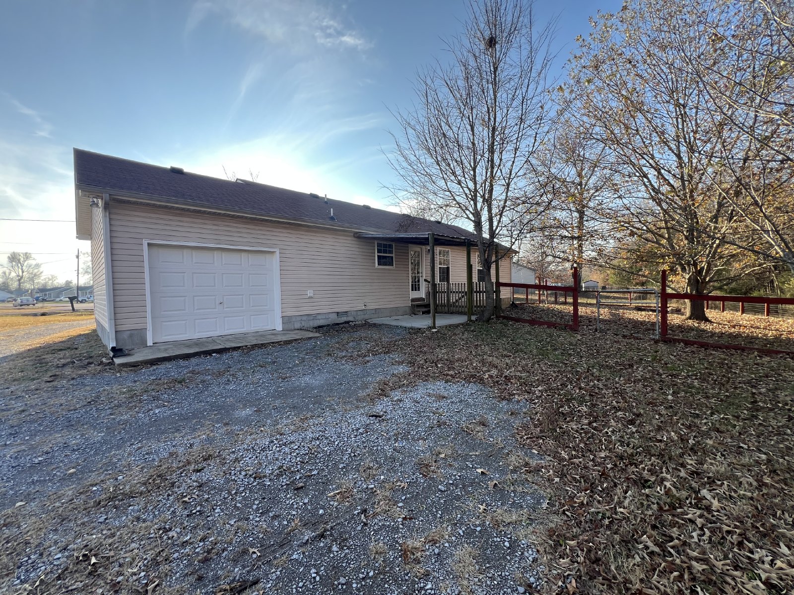 Beautiful 3 Bedroom 2 Bath Home in Christiana - Fenced-in Backyard - Available Now!! property image