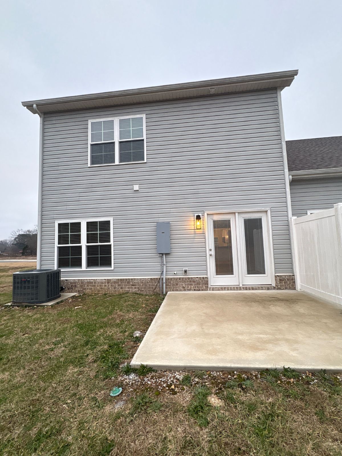 Beautiful & Spacious Townhome in the Center of Manchester! property image
