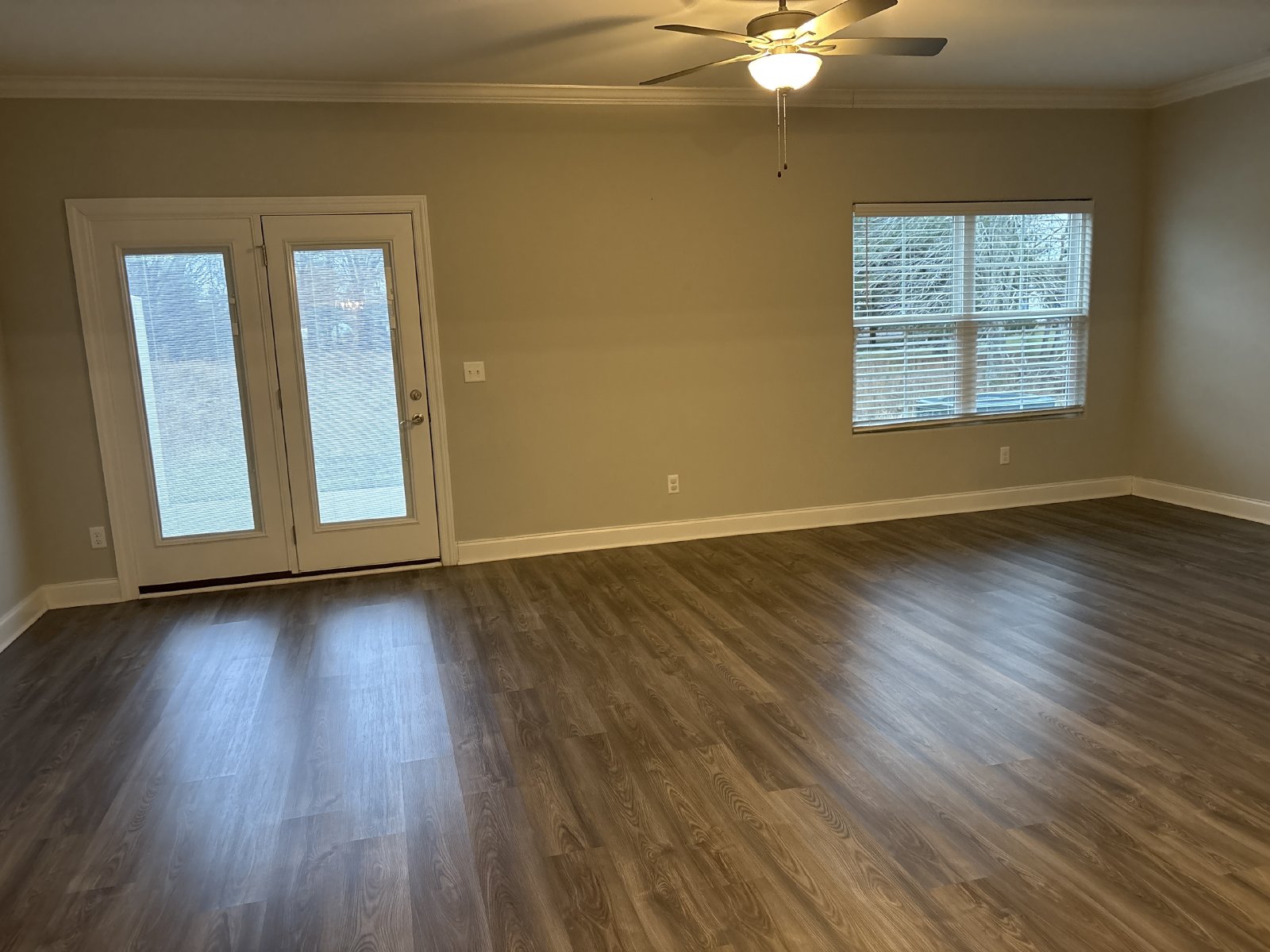 Beautiful & Spacious Townhome in the Center of Manchester! property image