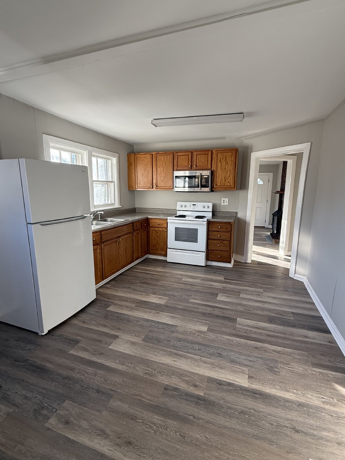 Available now! This updated 2 bedroom, 1 bathroom home with a bonus room is located in the heart of Rossville, GA. property image