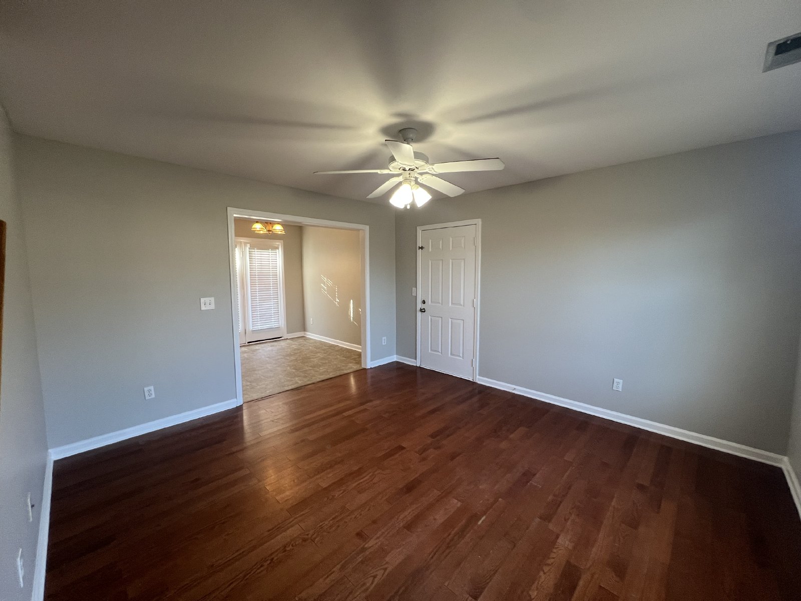 Available Now - 3BR 2.5BA Home on Corner Lot in Smyrna! property image