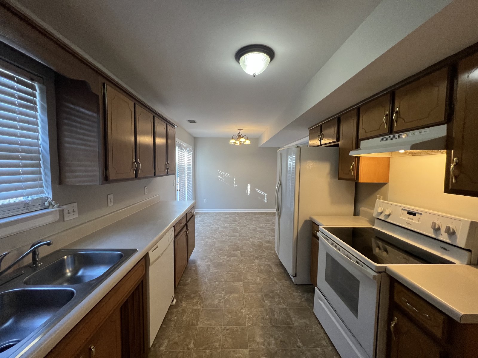 Available Now - 3BR 2.5BA Home on Corner Lot in Smyrna! property image