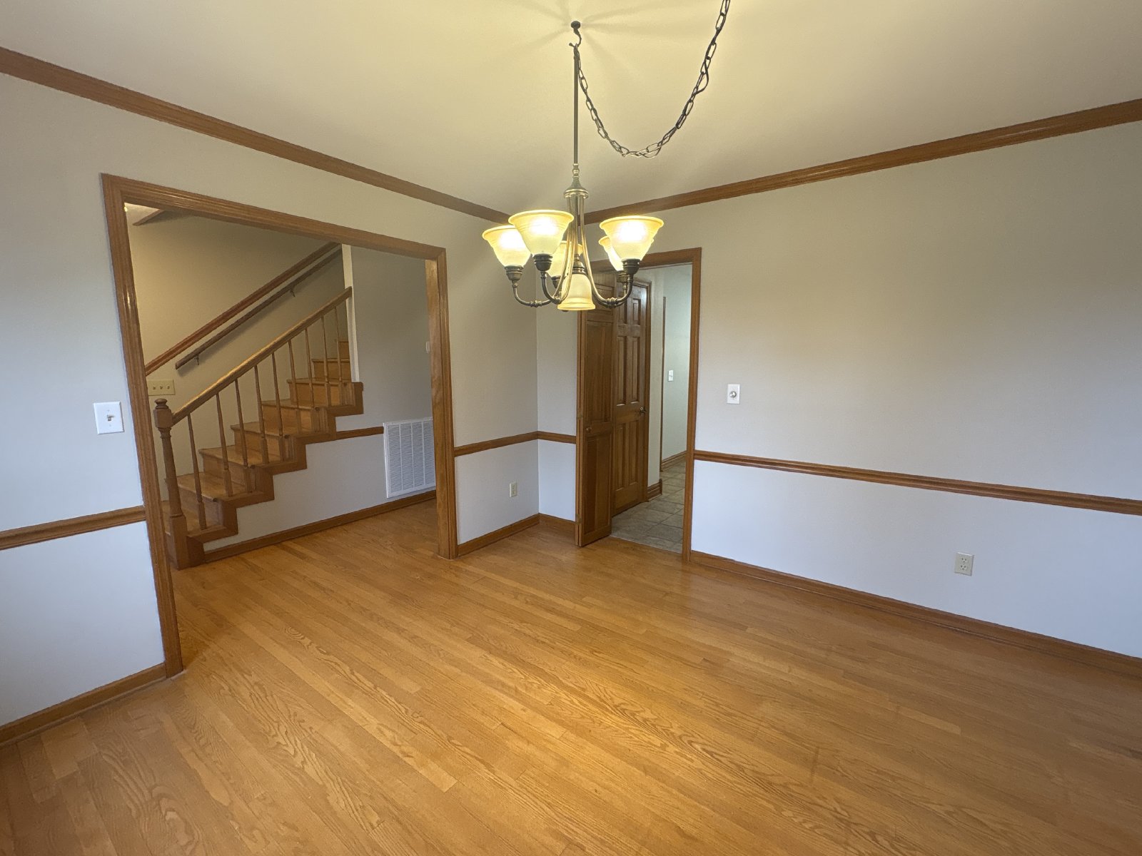 Charming Home Near Lakewood Golf & Country Club in Tullahoma... property image